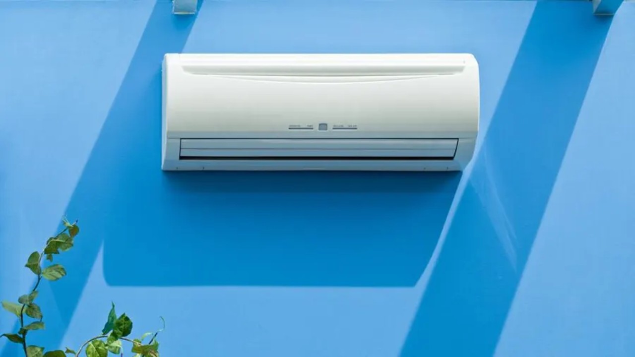 Portable Mini AC Best Air Conditioner 2024 Career Desk