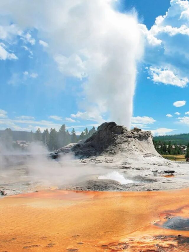 Top 10 Best hotels In Yellowstone National Park (1)